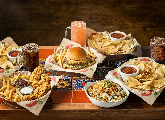 Chili's 3 for Lunch Combos