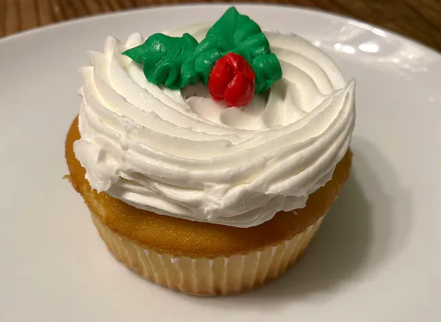 Costco White Mini Cakes with White Buttercream Icing