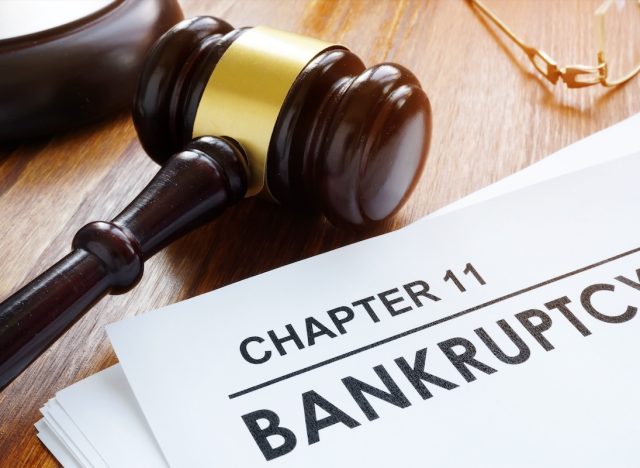 5 Restaurant Chains That Just Went Bankrupt Amid Massive Debt