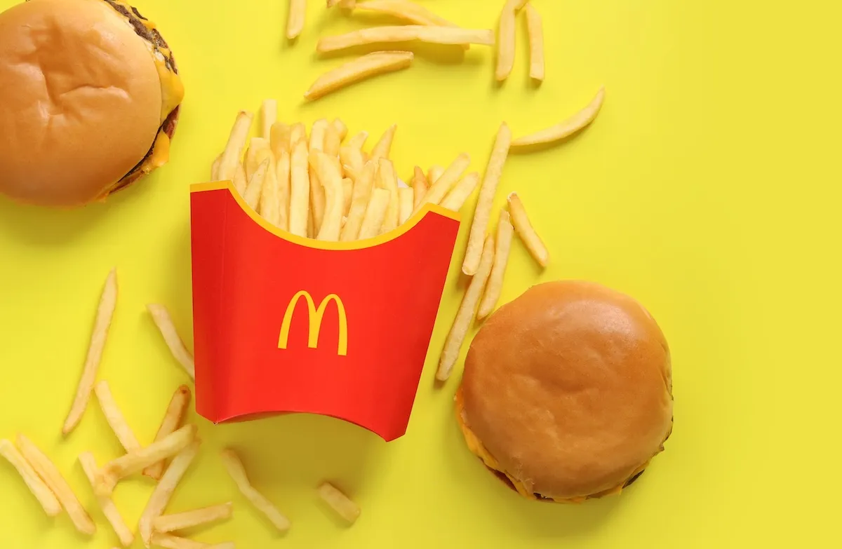 Kyiv,,Ukraine, ,August,10,,2023:,French,Fries,In,Paper