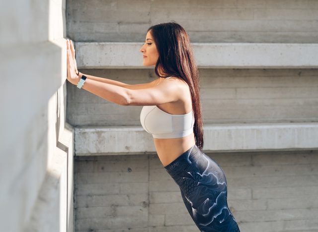 Wall pushup