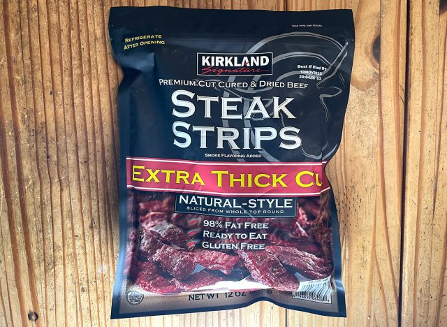 Kirkland Premium Cut Cured & Dried Beef Streak Strips