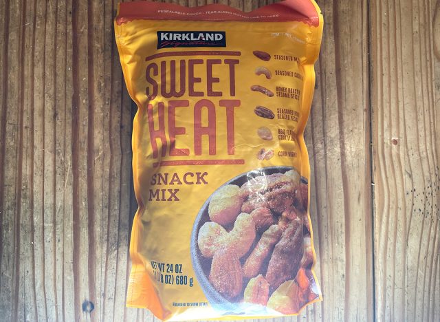 Kirkland Sweet Heat Snack Mix