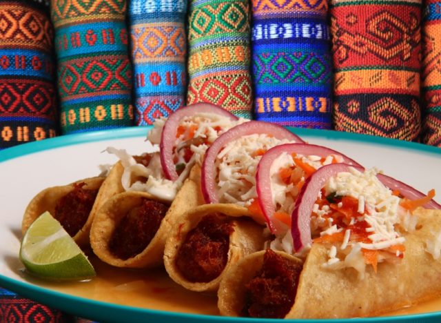 These 6 Mexican Chains Are Losing Customers Fast