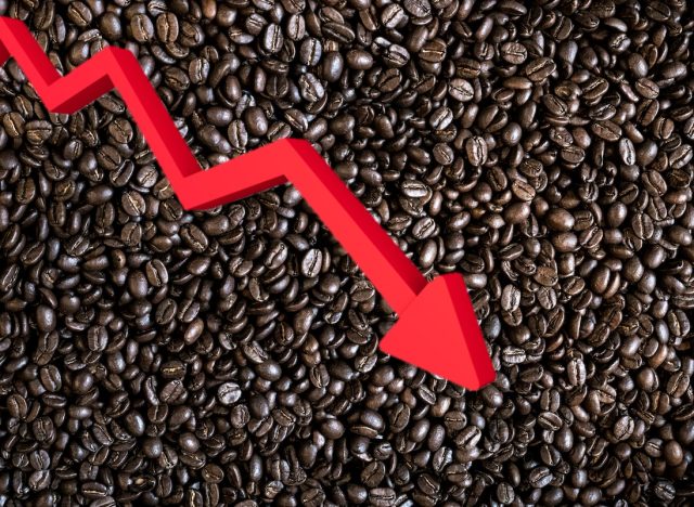 These 5 Coffee Chains are Losing Customers Fast
