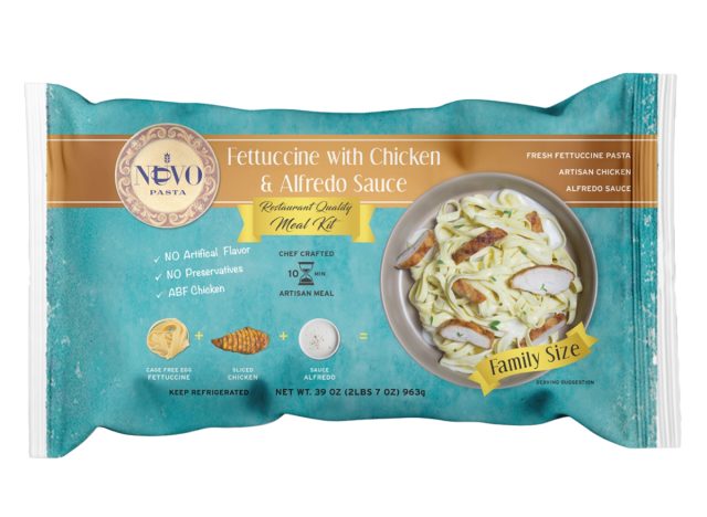 Nuovo Fettuccine with Chicken & Alfredo Sauce