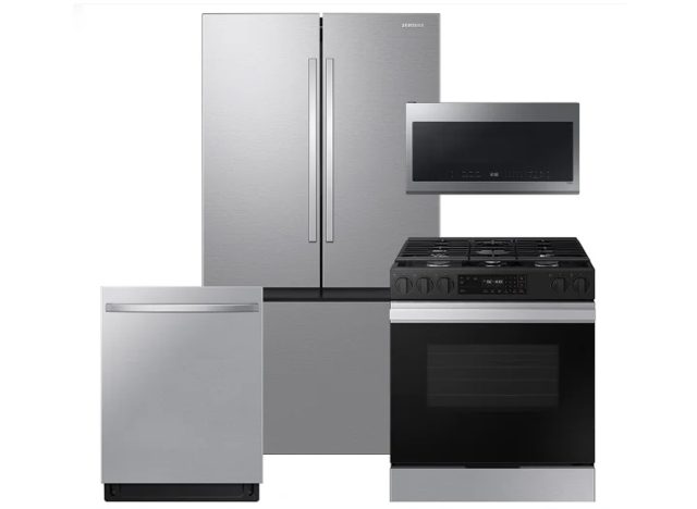 Samsung 4-Piece Gas Kitchen Package