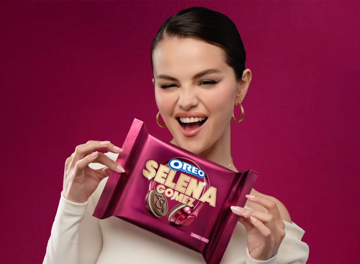 Selena Gomez Oreo