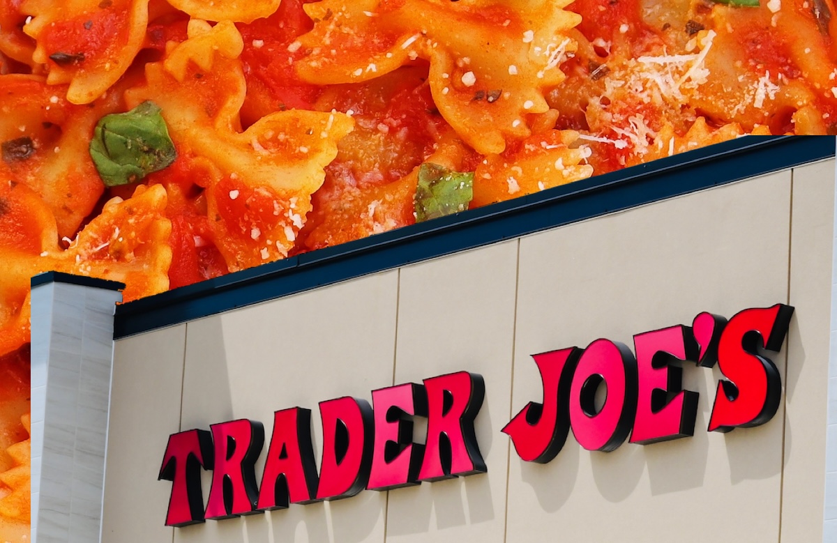 Classic,Italian,Pasta"farfalle,Al,Sugo,Di,Pomodoro",Or,"farfelle,Pasta
