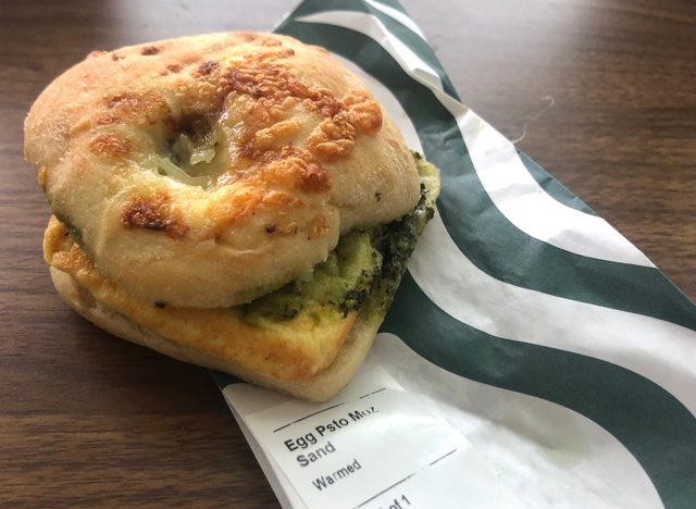 Starbucks Egg, Pesto & Mozzarella Sandwich