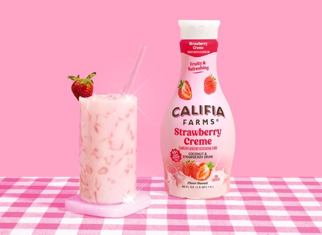 Califia Farms Strawberry Creme Refresher