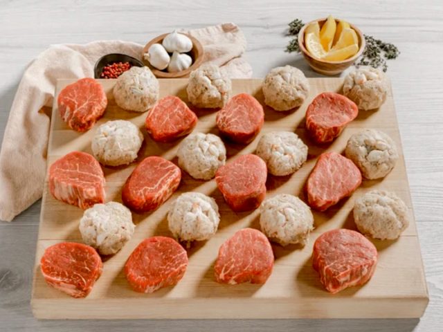 Rastelli's Petite Filet Mignon & Jumbo Lump Crab Cake Surf & Turf, 24 Total Packs, 6.75 Total Lbs.
