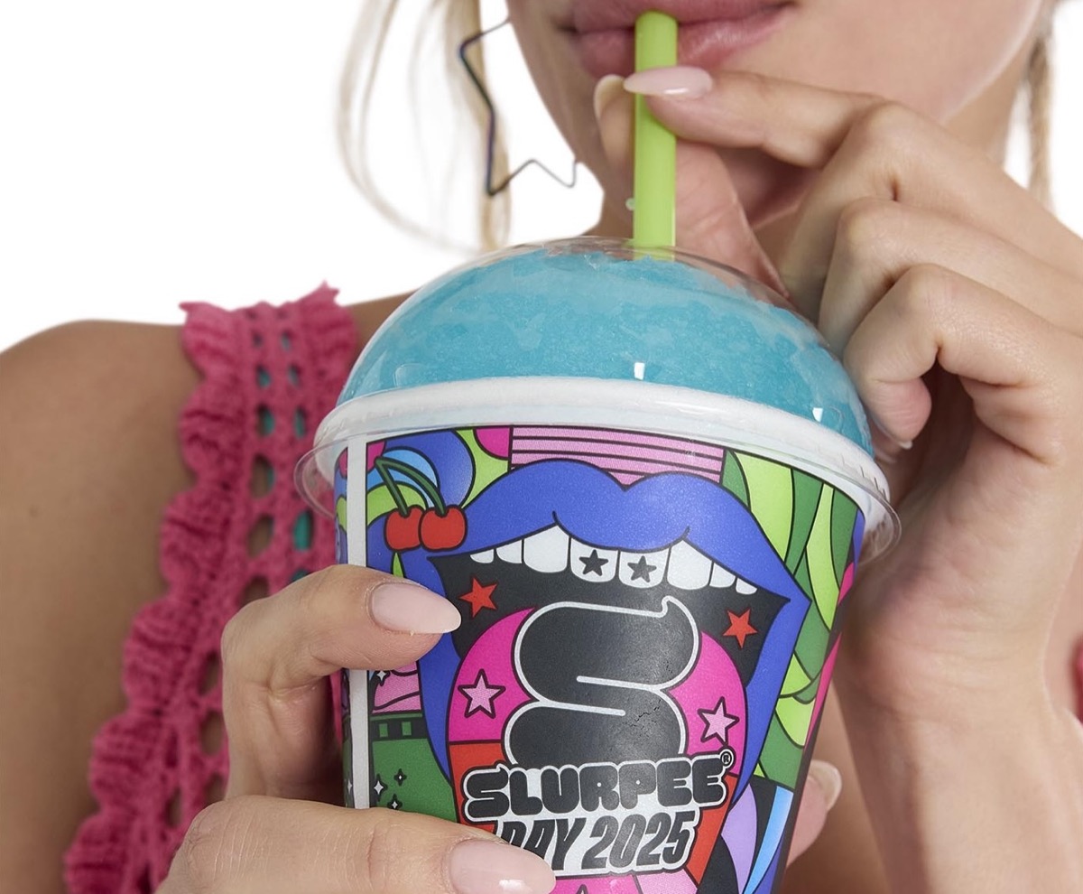 Sipping Slurpee,7 Eleven_Slurpee Day_Tonguetoos_2