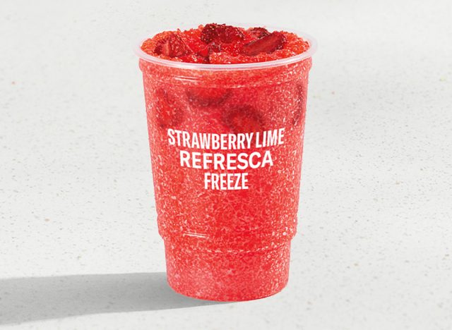 Strawberry Lime Refresca Freeze