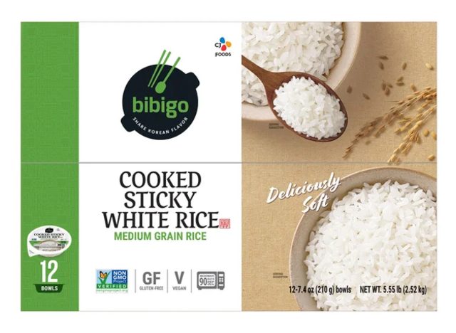 Bbogo, पकाया चिपचिपा सफेद चावल के कटोरे, मध्यम अनाज