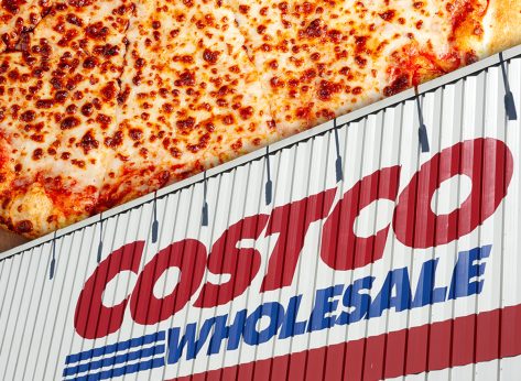 Costco Fans Are Thrilled About This New Pizza