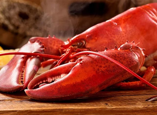 East Coast Seafood Whole Cooked Lobsters