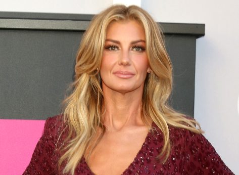 Faith Hill's 4 Daily Habits To Stay Fit