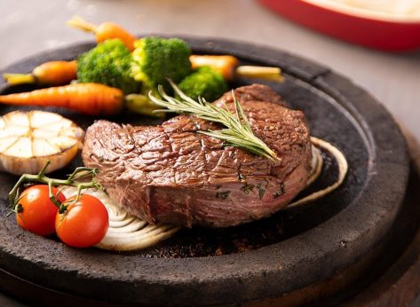 5 Steakhouse Chains Fans Say are Get Better