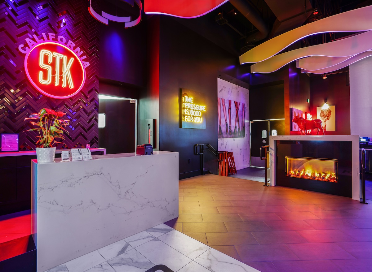 STK, restaurants, chains