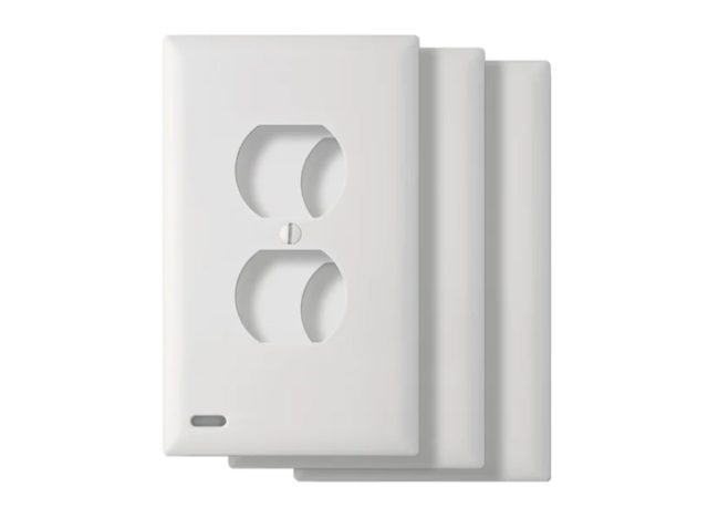 SnapPower GuideLight 2 LED Outlet Cover,