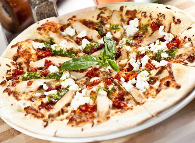 Romano's Macaroni Grill Pesto Chicken Pizza