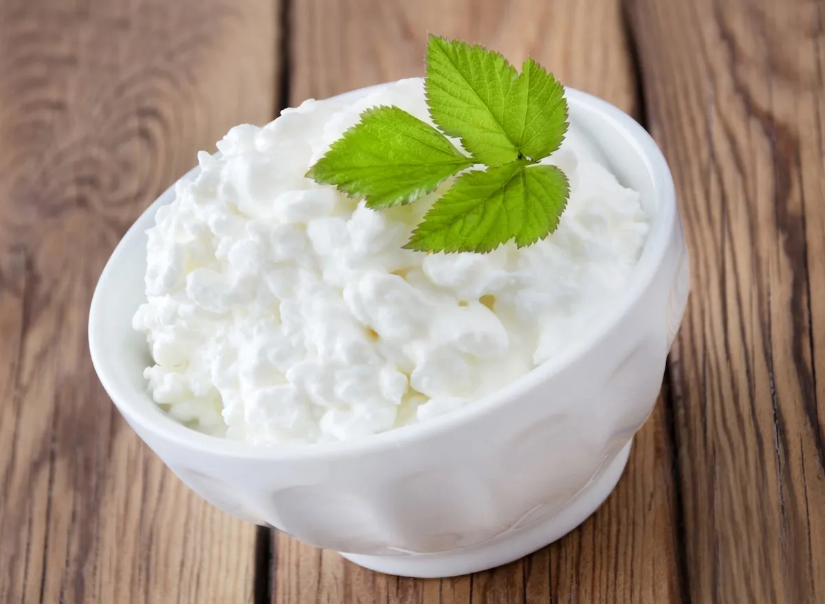 7 Best Cheeses for Weight Loss, According to a Sports Dietitian