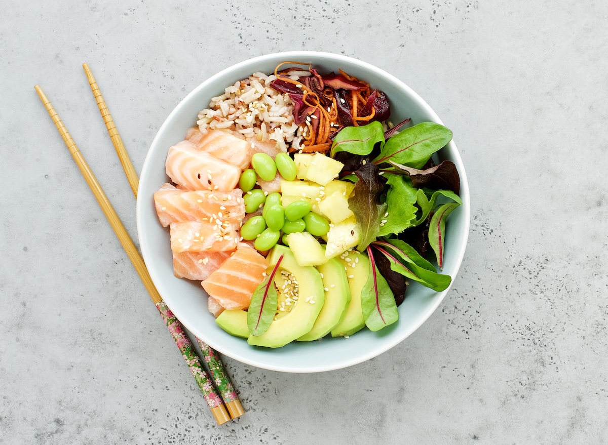 Salmon,Poke,Bowl,With,Salad,,Avocado,,Edamame,Beans,,Pineapple,And