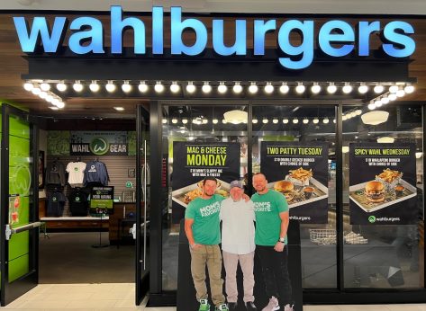 This Major Burger Chain Is Closing Locations