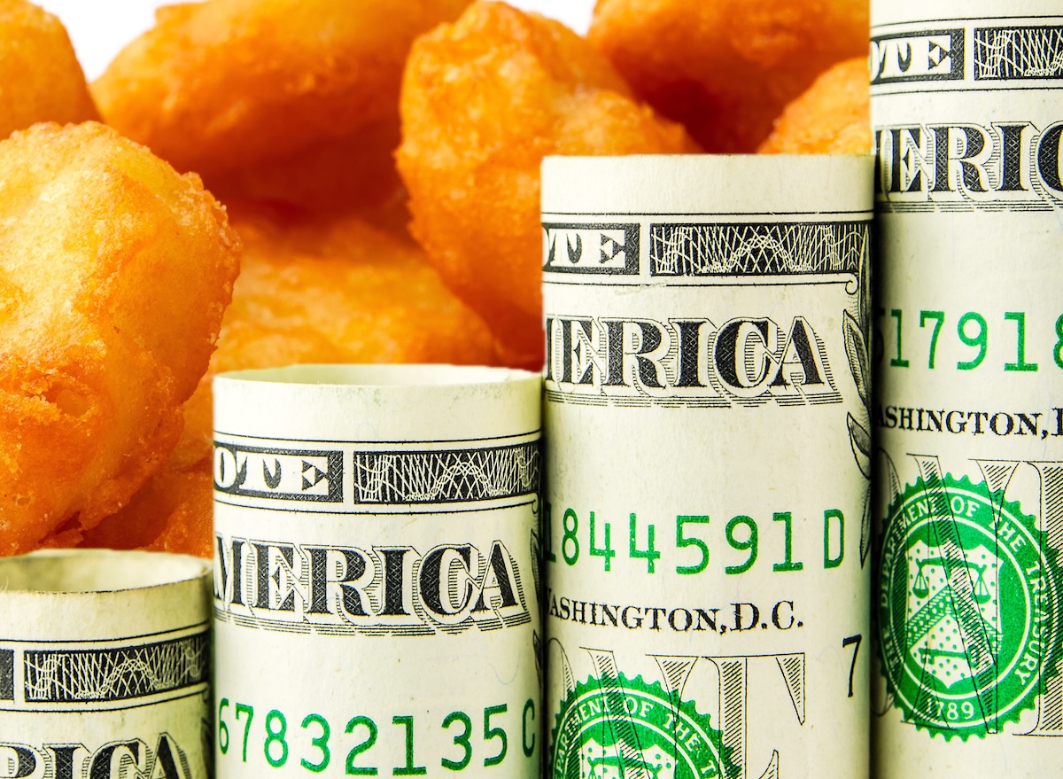 Pile,Of,Fried,Chicken,Nuggets,Isolated,On,White