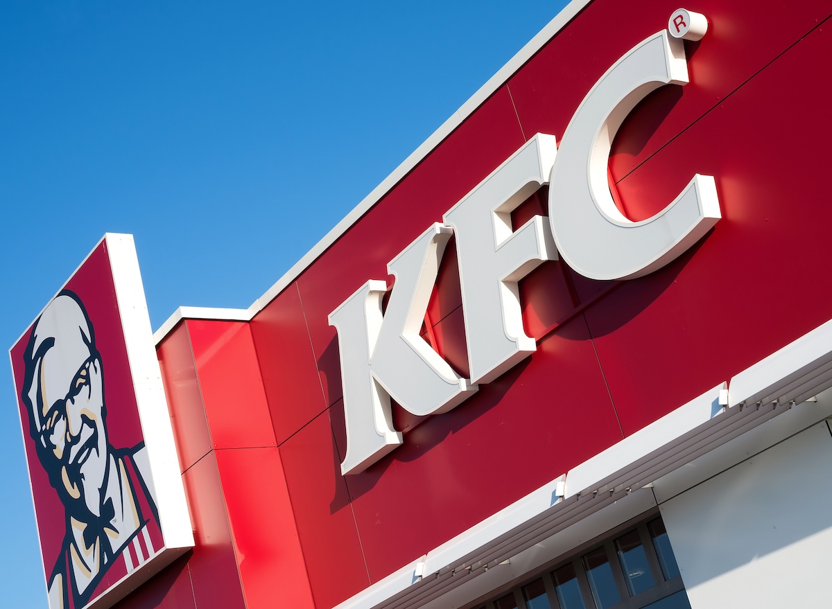 7 Fried Chicken Chains With Deep Discounts This Week