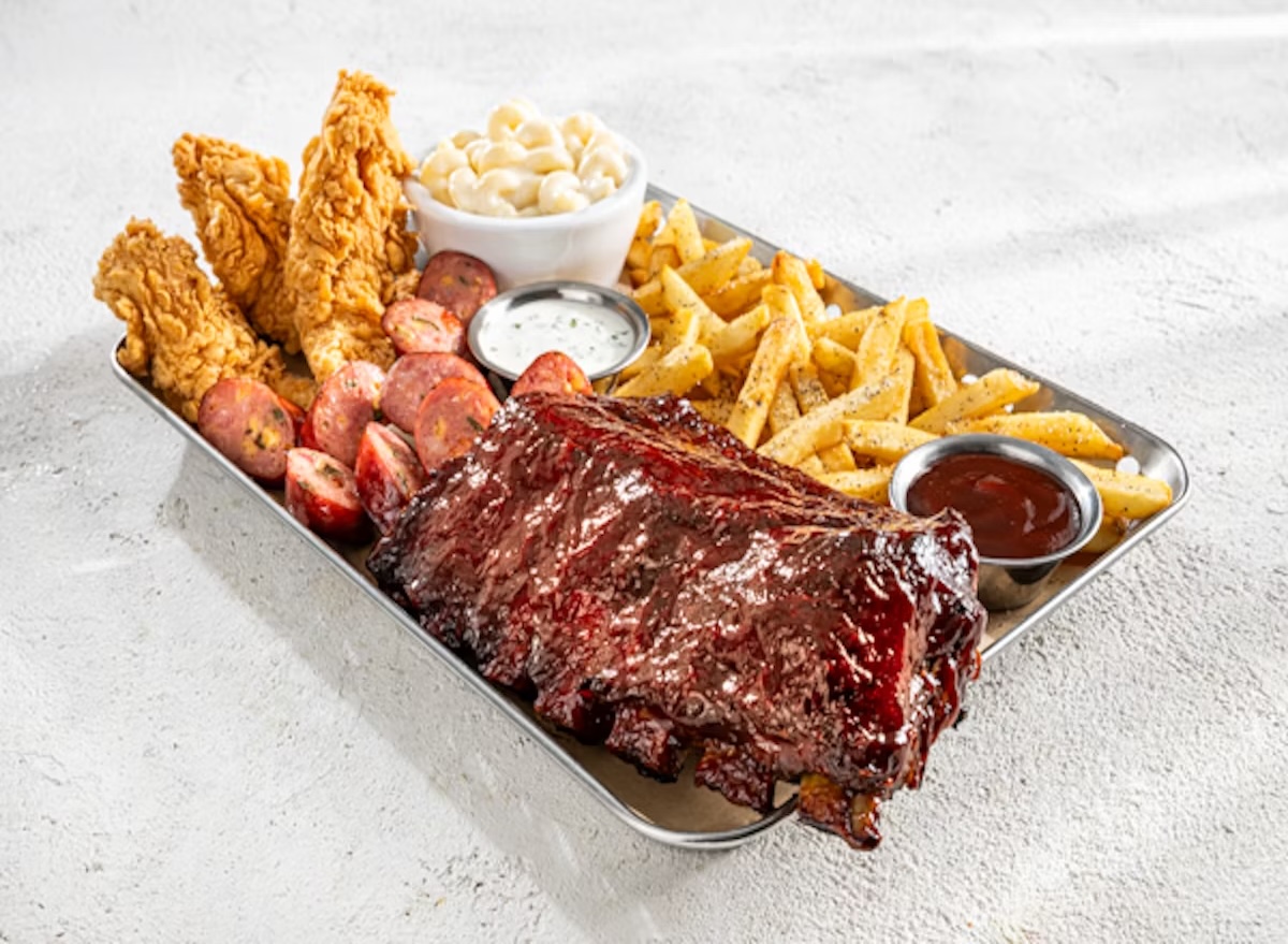 7 Restaurant Chains With the Best Rib Combos