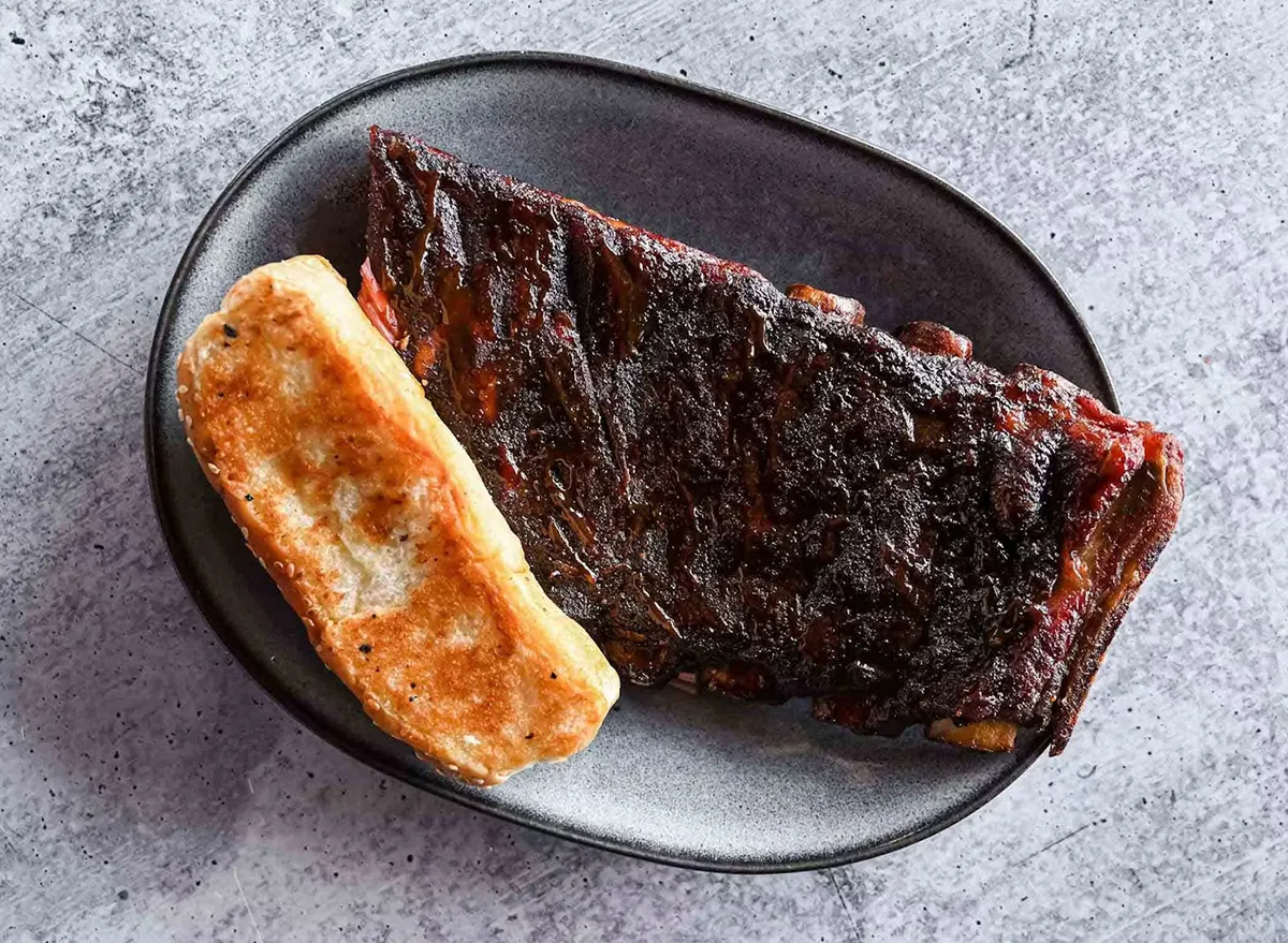 7 Chains Serving the Best Dry-Rubbed Ribs