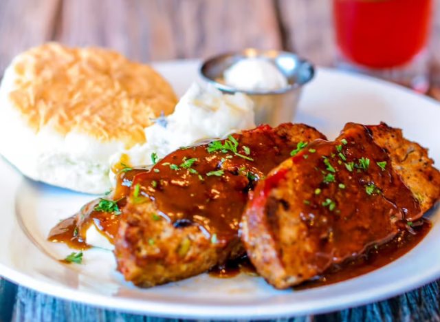 Claim Jumper Meatloaf