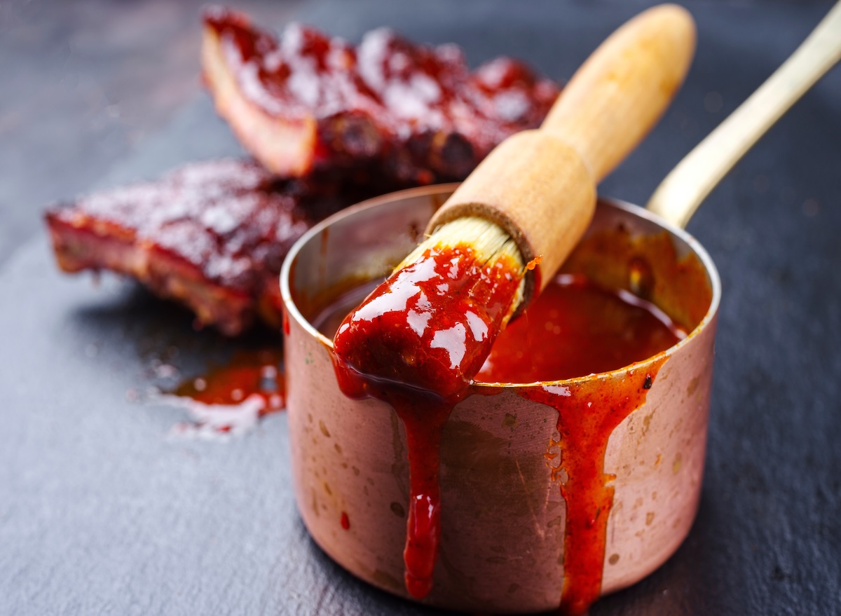 Hot,And,Spicy,Barbecue,Sauce,In,A,Casserole,With,Spare