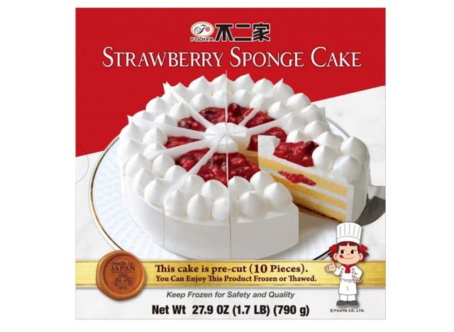 Fujiya Strawberry Sponge Cake