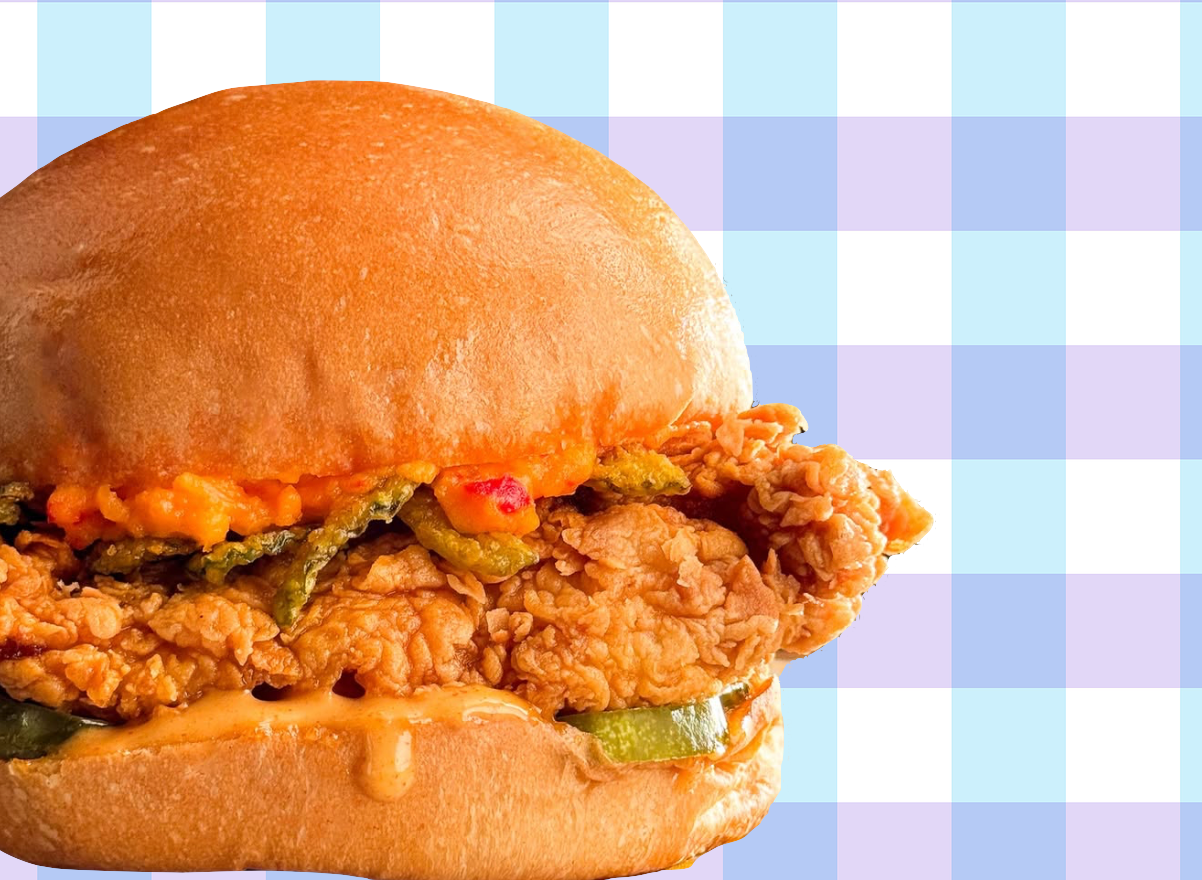 Golden Chick, fried chicken sandwich