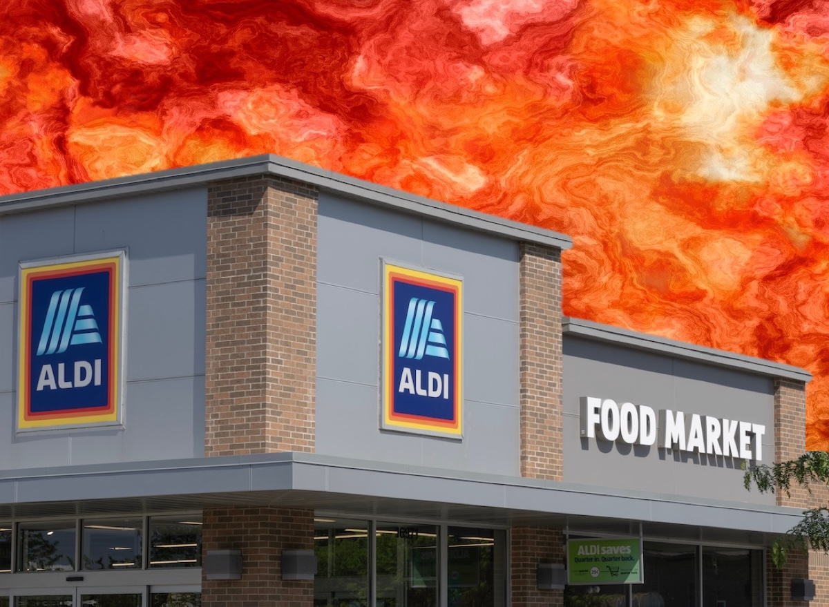 Backdrop, orange, Aldi