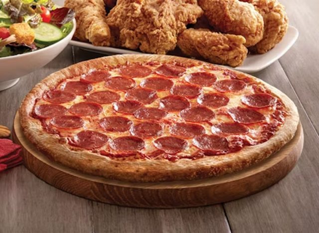 Golden Corral Pizza 