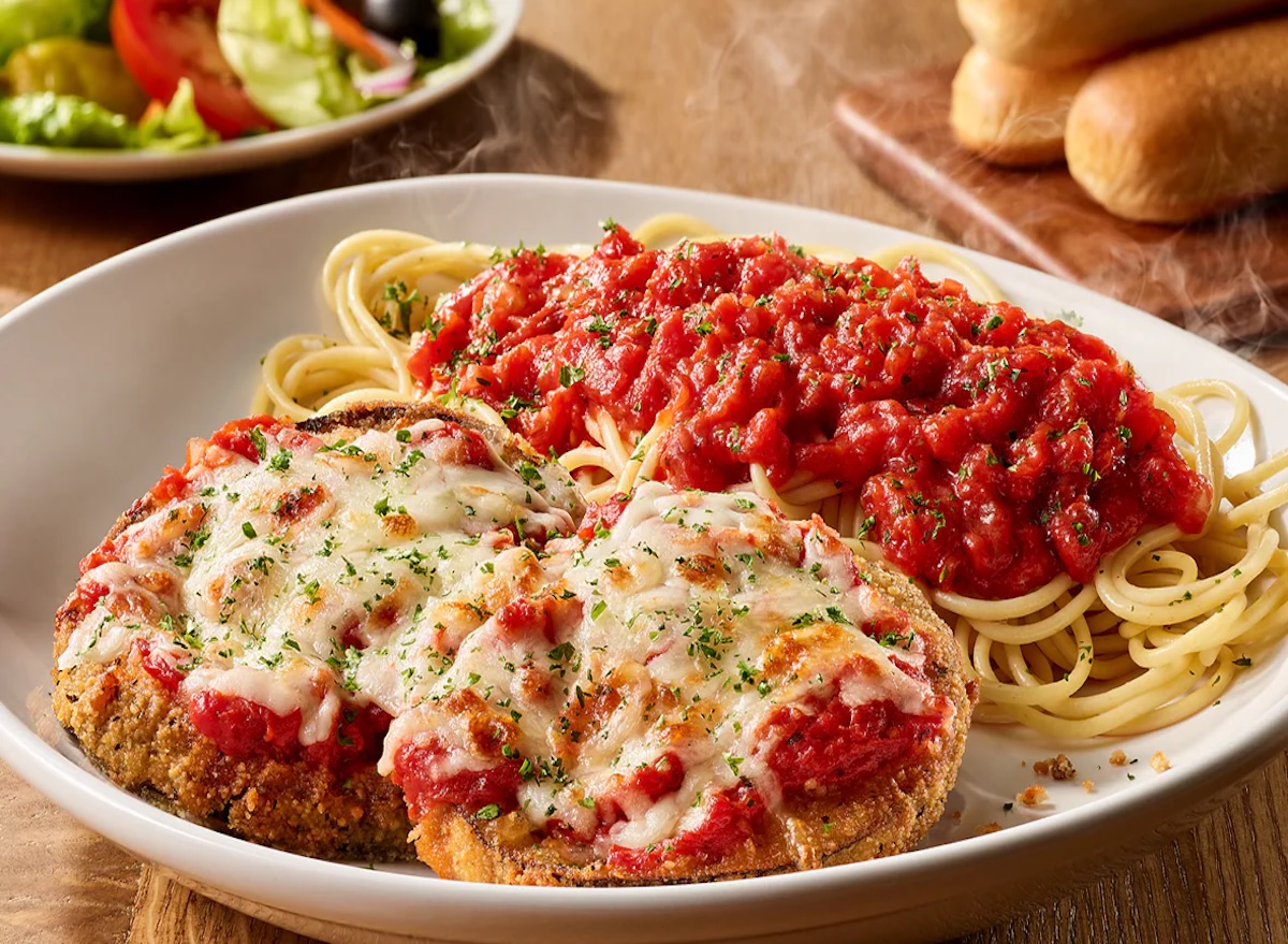Eggplant Parmigiana, Olive Garden, new, menu, save money, restaurants, chains