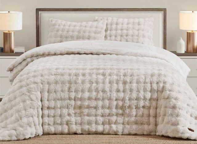 FRYE 3-piece Faux Fur Comforter Set