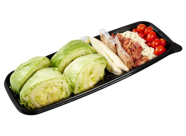 Kirkland Signature Wedge Salad With Bacon & Dressing
