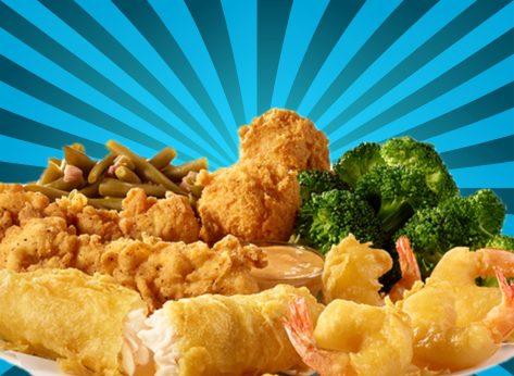 7 Chains With the Best Seafood Combo Baskets
