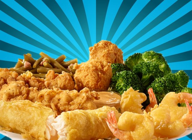 7 Restaurant Chains With the Best Seafood Combo Baskets