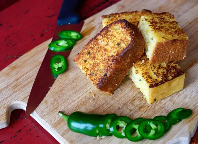 Moe's Original BBQ Cornbread 