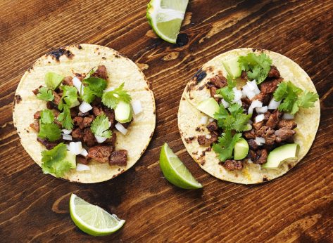 6 Chains Where Chefs Love the Steak Tacos