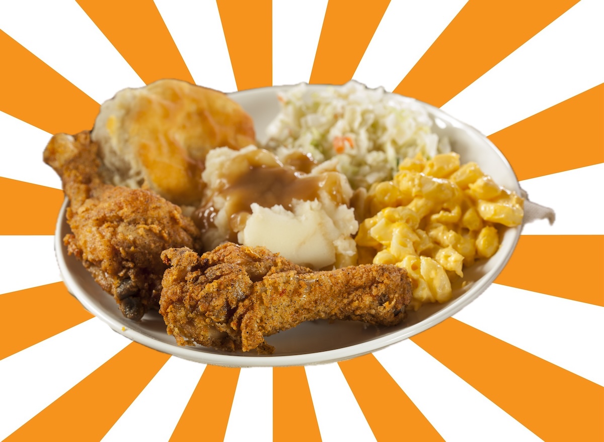7 Chain Restaurants Serving the Best Fried Chicken and Mashed Potatoes
