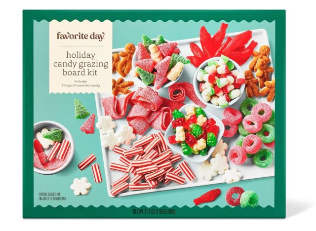 Christmas DIY Candy Charcuterie