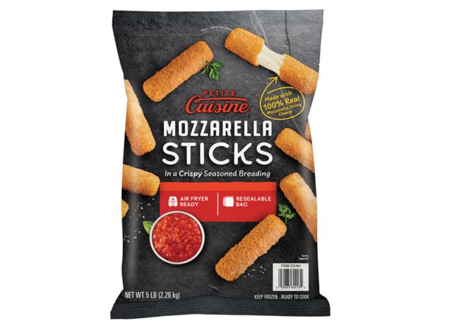 Petite Cuisine Mozzarella Sticks In A Crispy Seasoned Breading