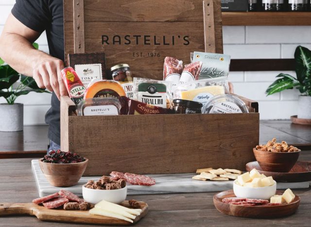 Rastelli's Connoisseur Gift Crate